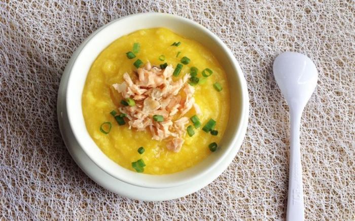 Cách nấu cháo đậu xanh bí đỏ ngọt mát thơm bùi cho bé