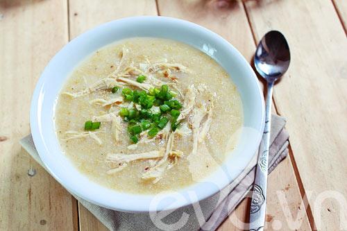 Cách nấu cháo kê thịt gà ngọt thơm tự nhiên cho bé yêu