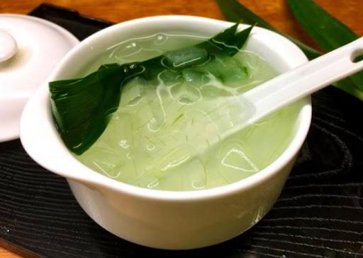 Cách nấu chè nha đam với đường phèn cực ngon không bị đắng