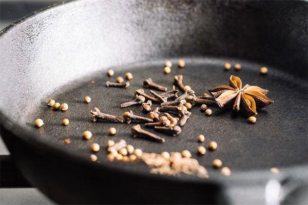 Hướng dẫn cách nấu món mì vịt tiềm ngon của người hoa